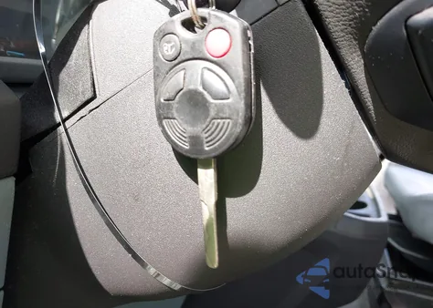 2015 Ford Transit Cargo Van из США, поврежденный, VIN 1FTNE1ZM9FKA25849